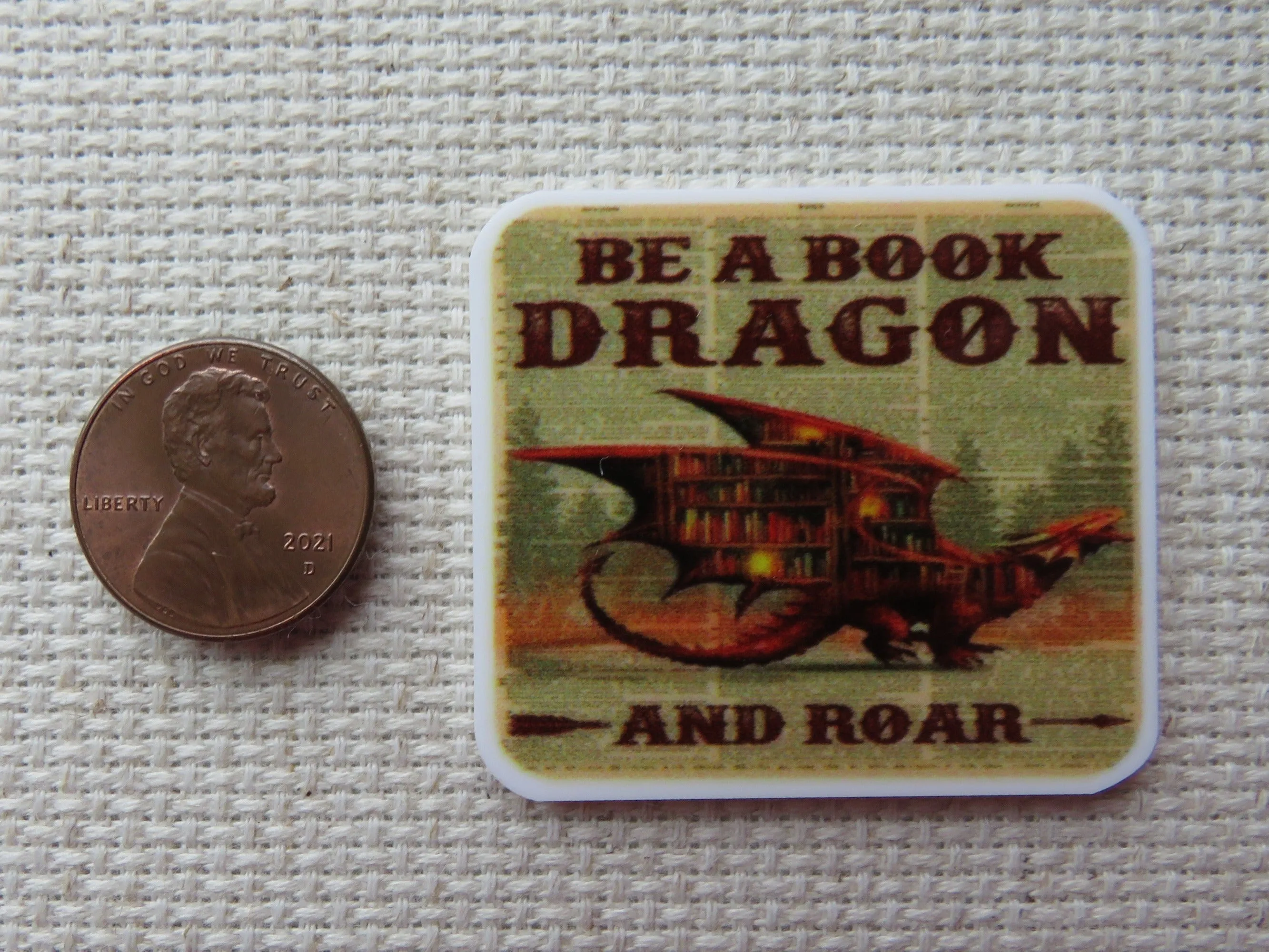 Be A Book Dragon and Roar Needle Minder, Cover Minder, Magnet
