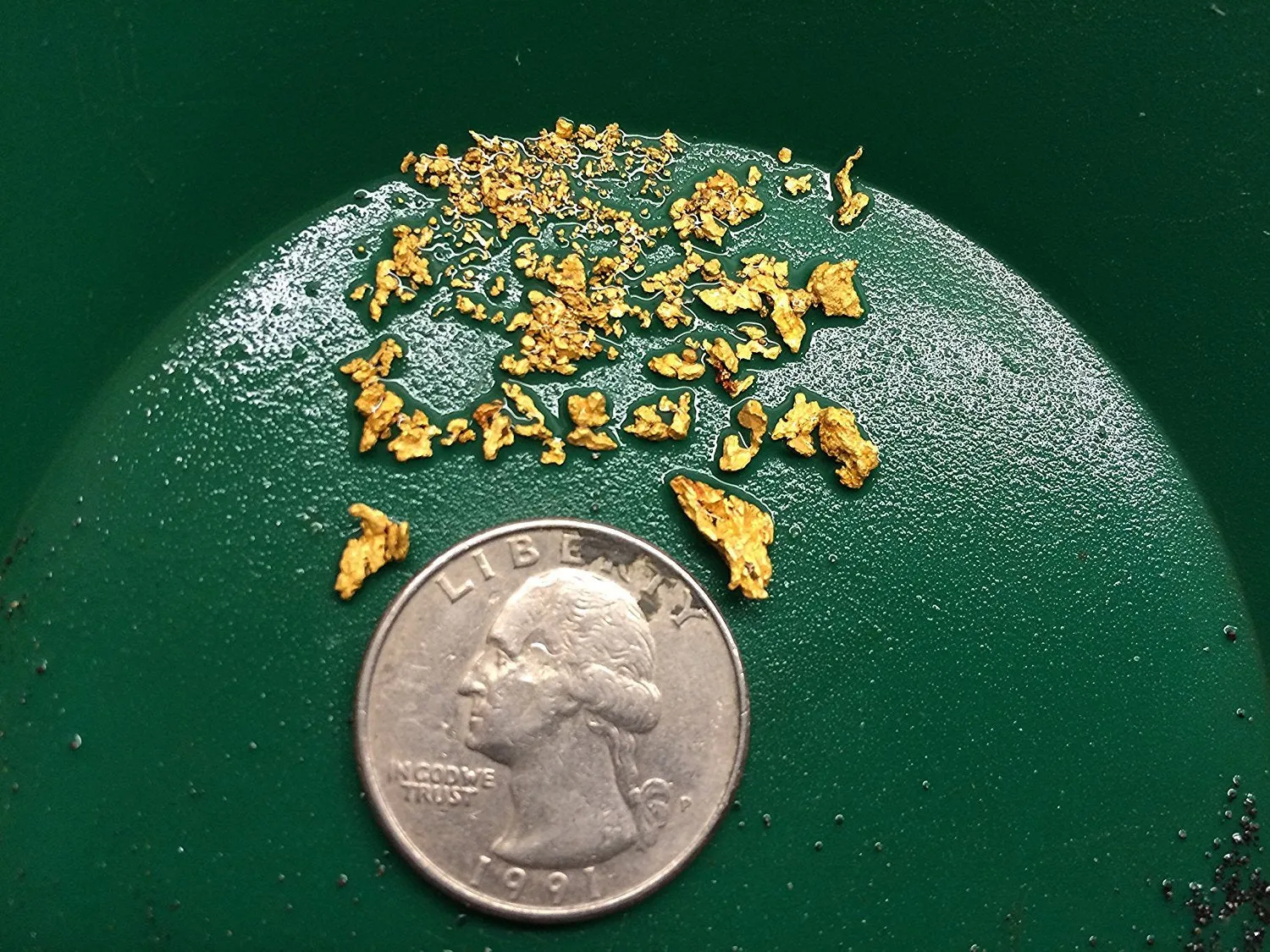 Jackpot Bonanza Gold Panning Paydirt