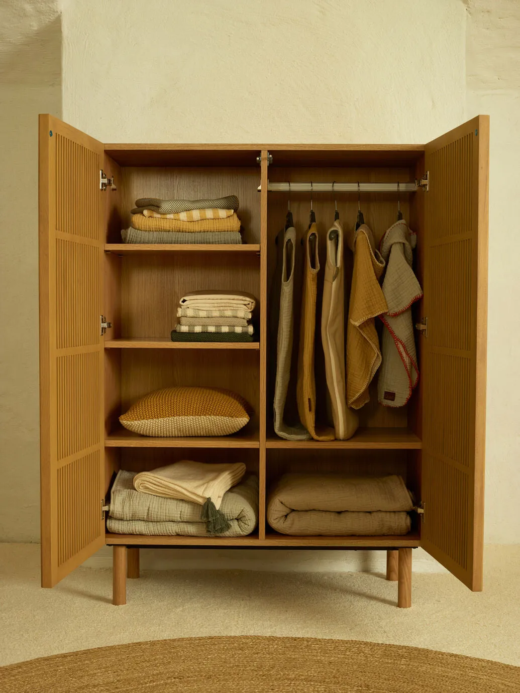 Quax Hai No Ki Wardrobe